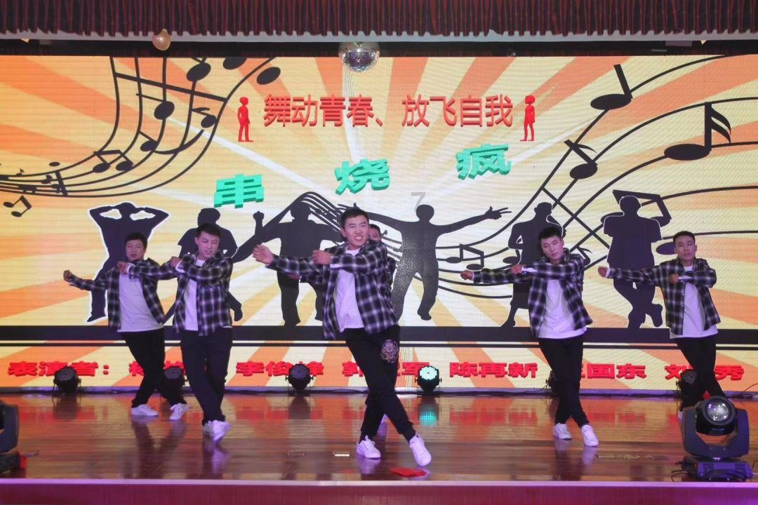 如果奔跑是我的人生:令人窒息的母爱,秀丽以性命逼若华妥协
